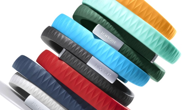 Фитнес браслеты от Nike и Jawbone убраны с полок Apple Store