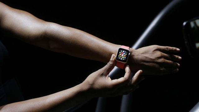 Аналитик Strategy Analytics: в 2015 году Apple Watch займет 55% рынка носимых устройств