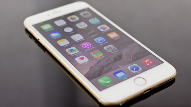 В 2015 году Apple выпустит три новых iPhone