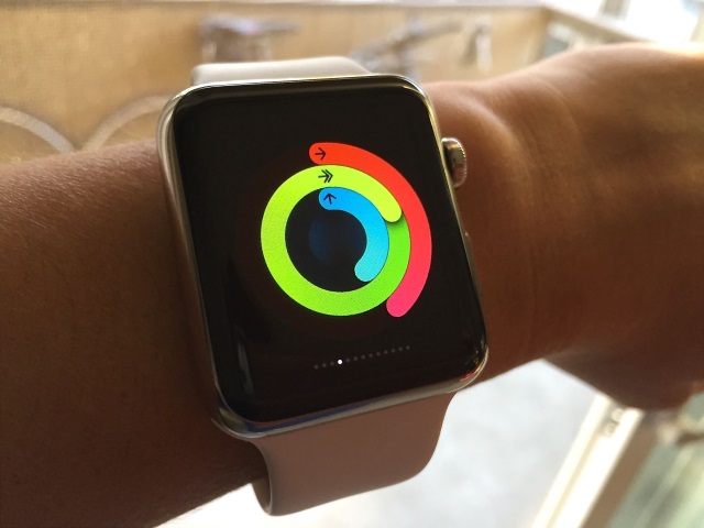 Как узнать количество пройденных шагов на Apple Watch?