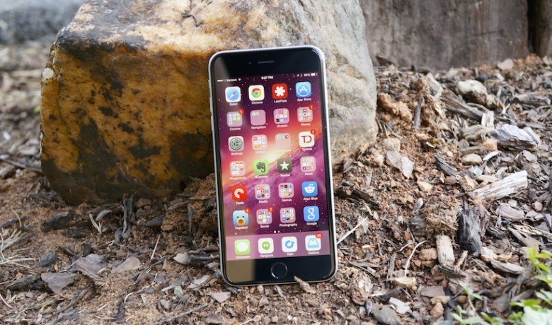Bloomberg: в конце года Apple зафиксирует спад продаж iPhone