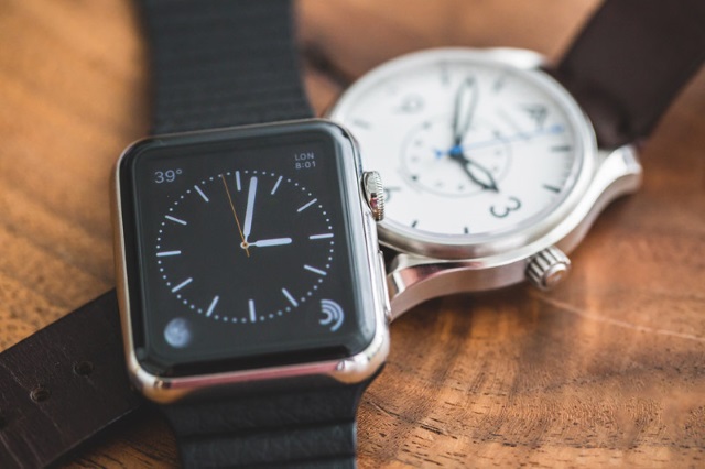 Apple Watch существенно ударили по швейцарской часовой промышленности