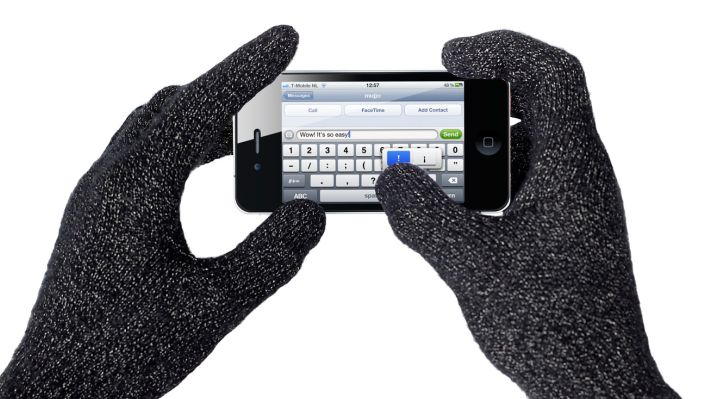 Apple патентует новую сенсорную технологию для работы с iPhone в перчатках