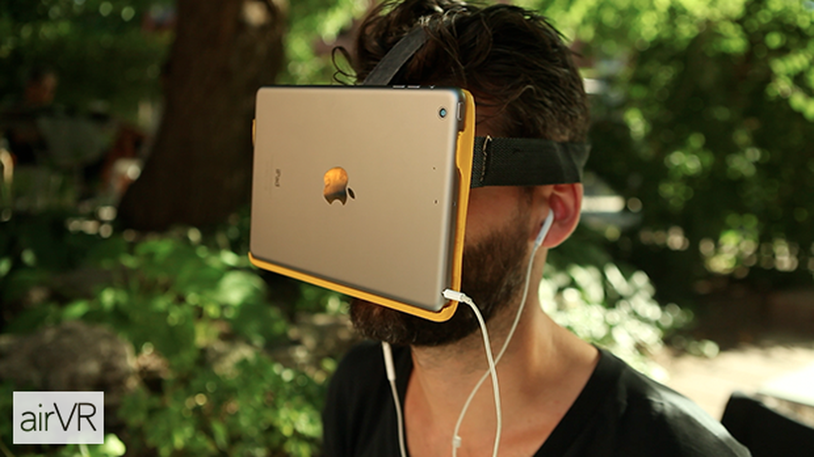 Почему в Apple должны отложить разработку VR-аксессуаров