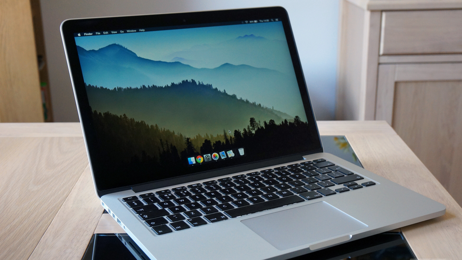 Apple продлила программу обмена бракованных MacBook Pro