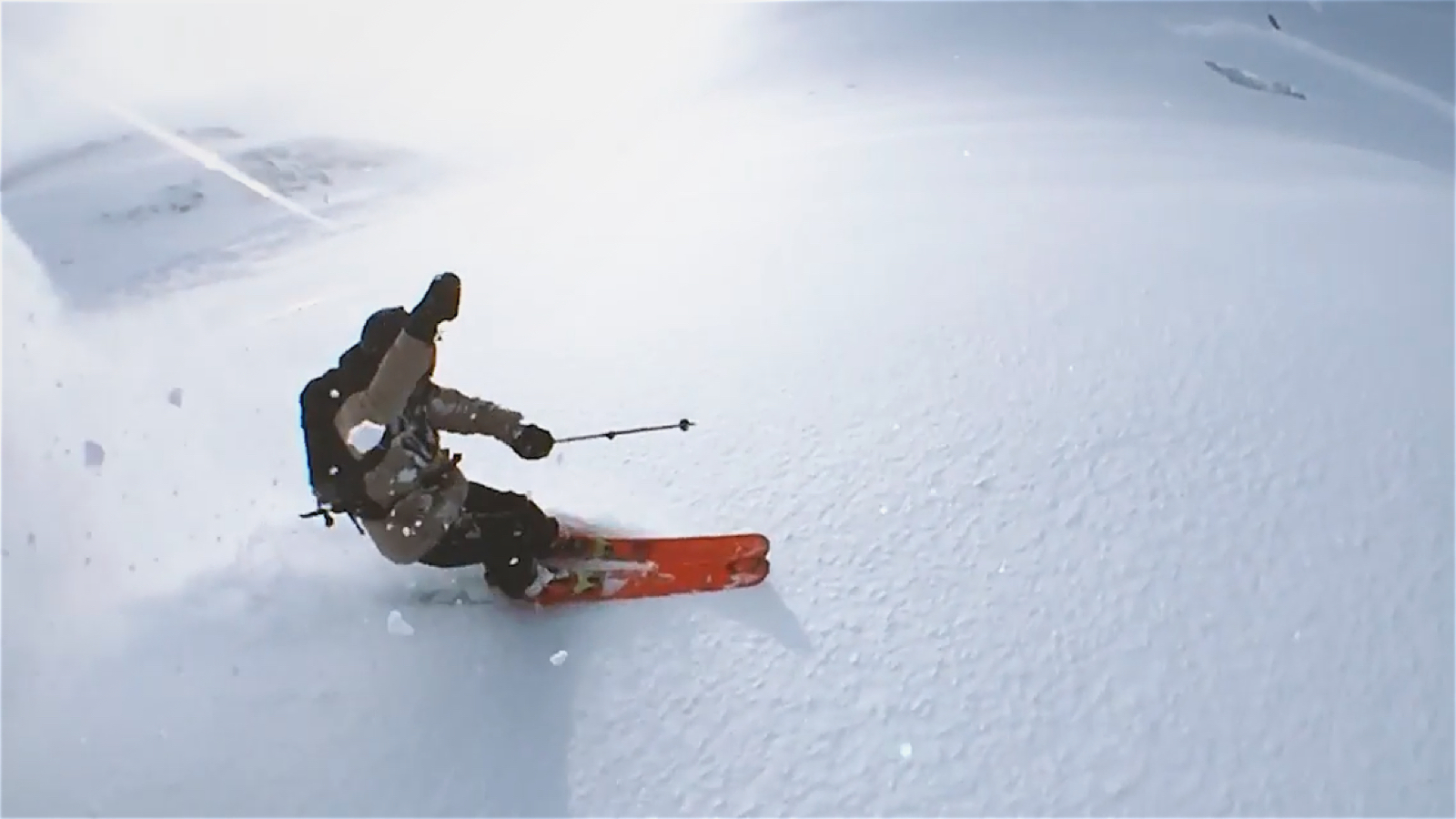 Самый оригинальный способ снять на iPhone 6 спуск на лыжах
