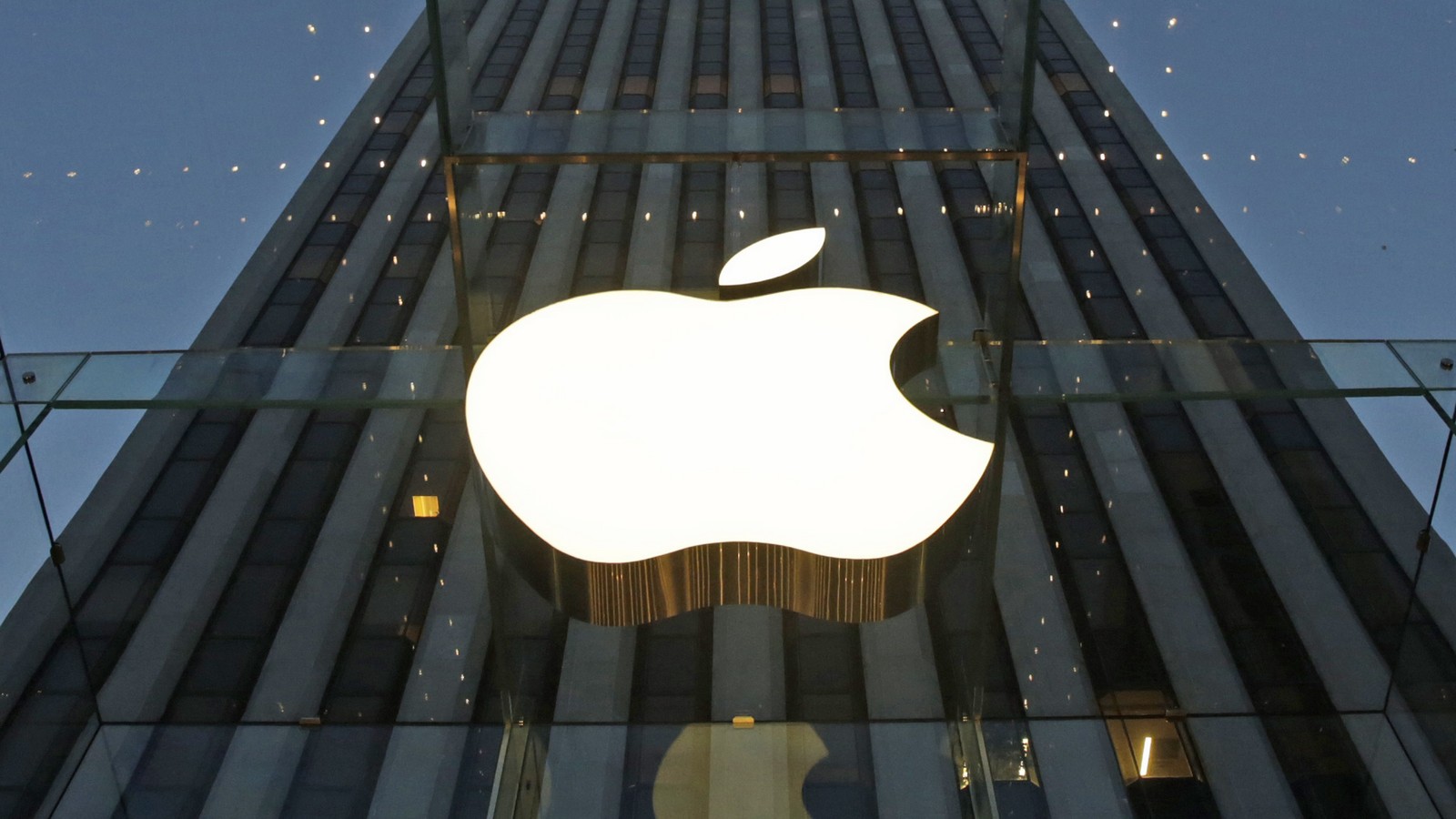 Требование ФБР взломать iPhone террориста может вынудить компании покинуть США