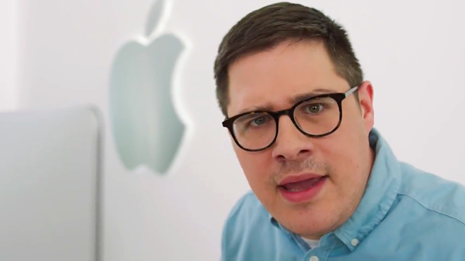 Какой бы могла быть реклама Apple про защиту iPhone от взлома