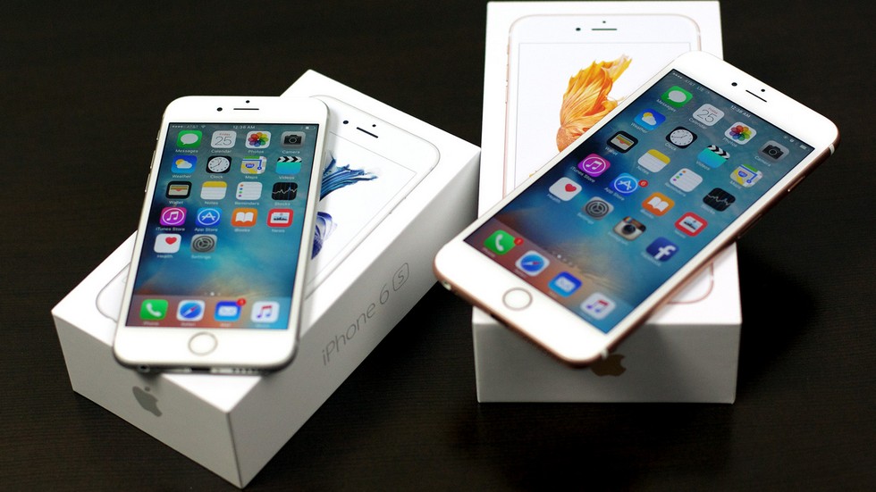 К чему приведет первое в истории снижение продаж iPhone