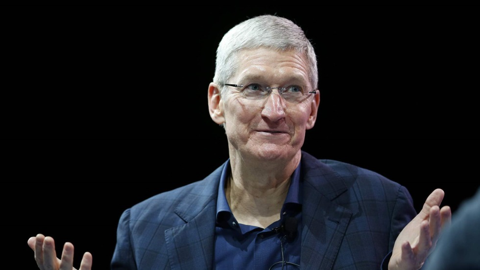 Тим Кук раскрыл важную информацию об iPhone 7, Apple Watch 2 и многом другом