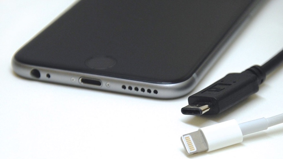 iPhone 7 может получить разъем USB-C и поддержку технологии быстрой зарядки
