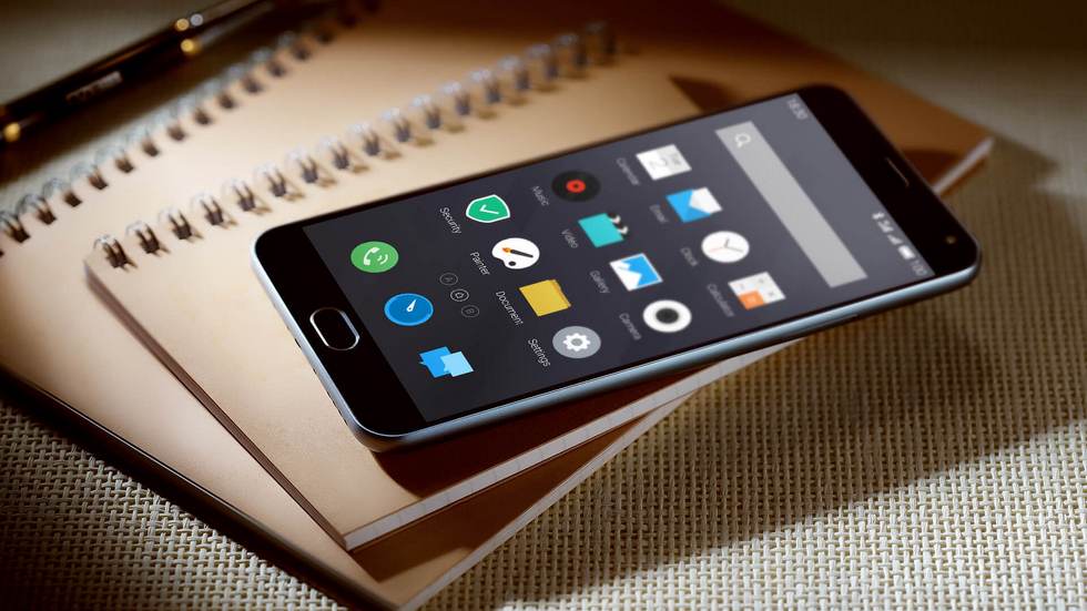 Meizu представила смартфоны U10 и U20 из стекла и металла