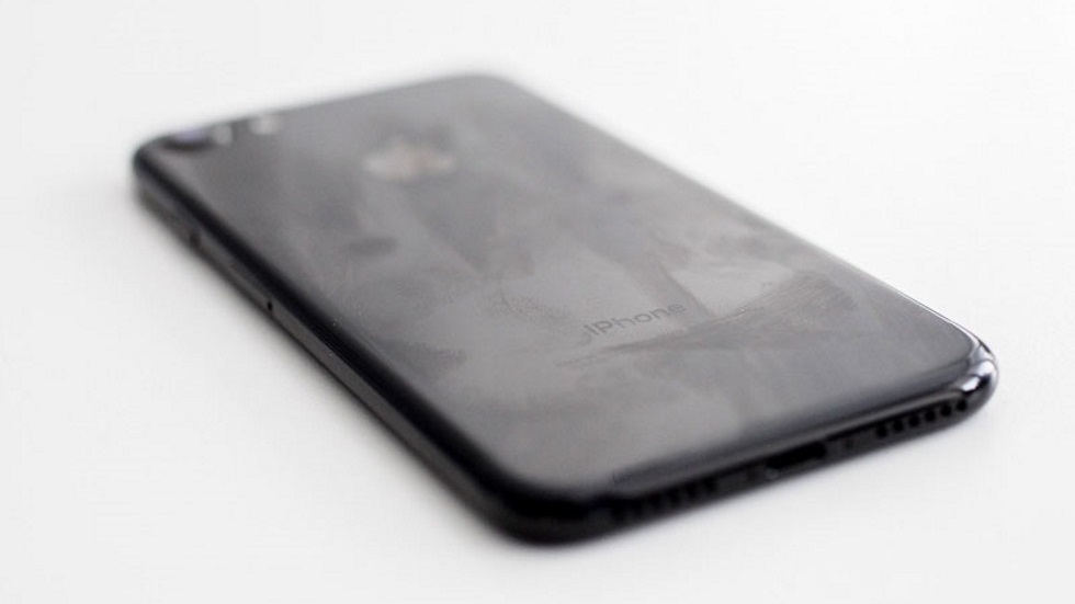 Веская причина не покупать iPhone 7 в цвете «черный оникс»