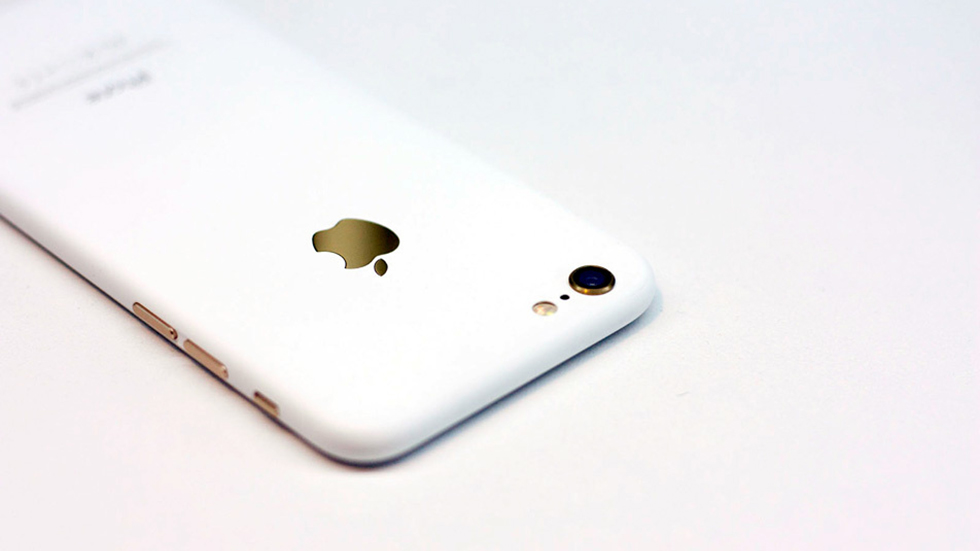 СМИ: iPhone 7 и iPhone 7 Plus выйдут в цвете «Jet White»