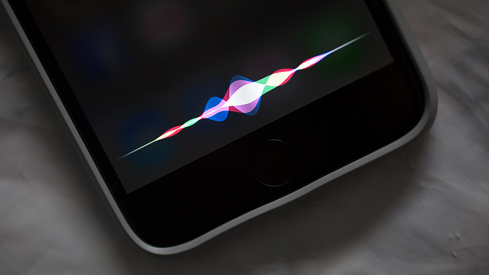 Apple создает улучшенную версию Siri