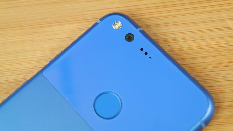 Google выпустит два новых смартфона Pixel вместо трех