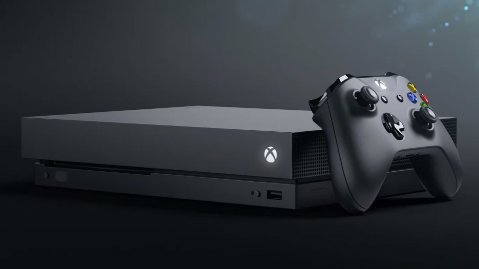 Microsoft представила Xbox One X: держись, PS4!