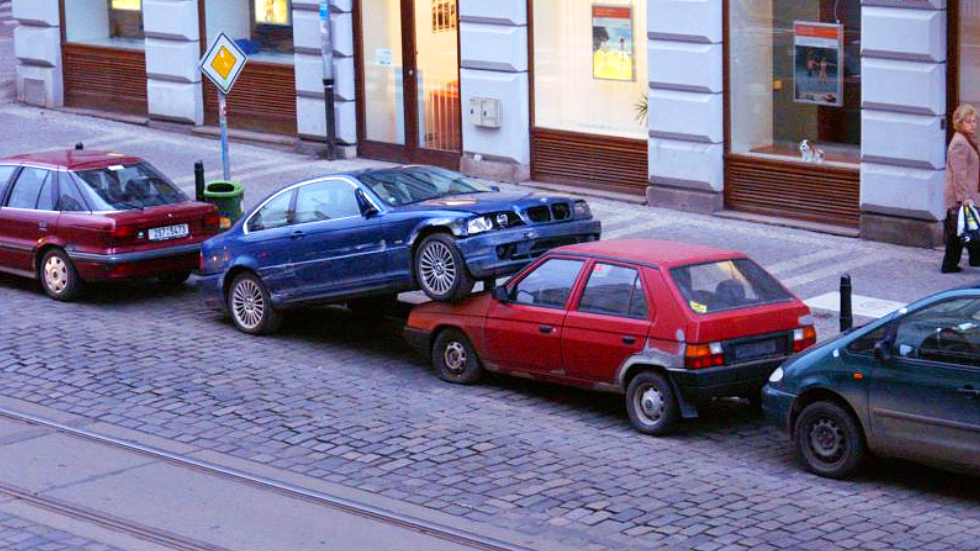 В «Яндекс.Навигаторе» появился поиск свободных парковок