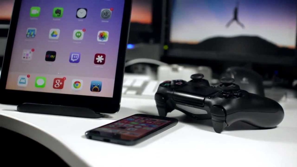 iPhone можно будет использовать в качестве контроллера для PS4-игр
