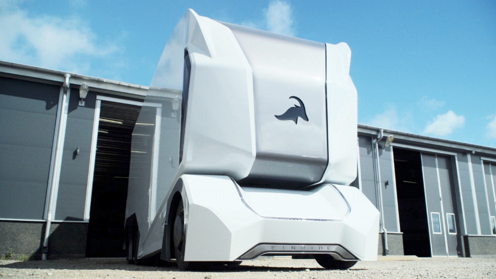 Шведы из Einride показали полноразмерный прототип беспилотного грузовика