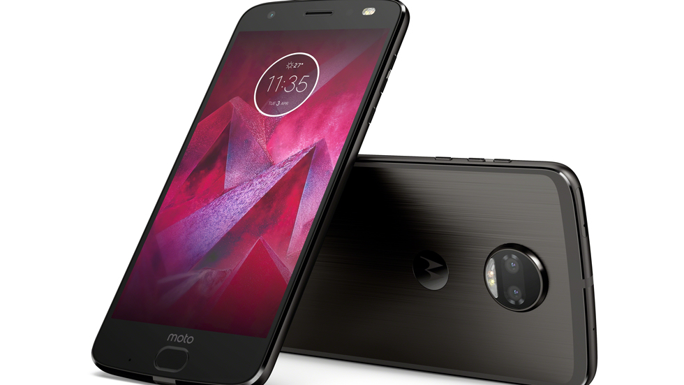 Motorola представила Moto Z2 Force Edition и 360-градусную камеру для смартфона