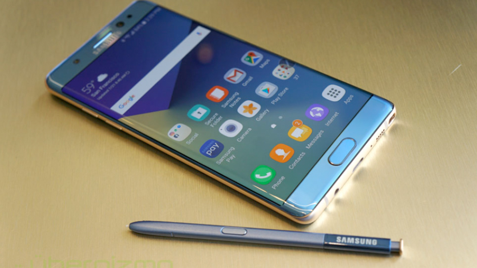 Samsung объяснила появление «переработанного» фаблета Galaxy Note Fan Edition