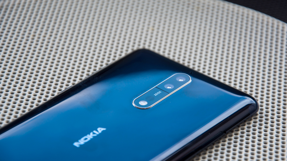 Nokia 8 представлен официально