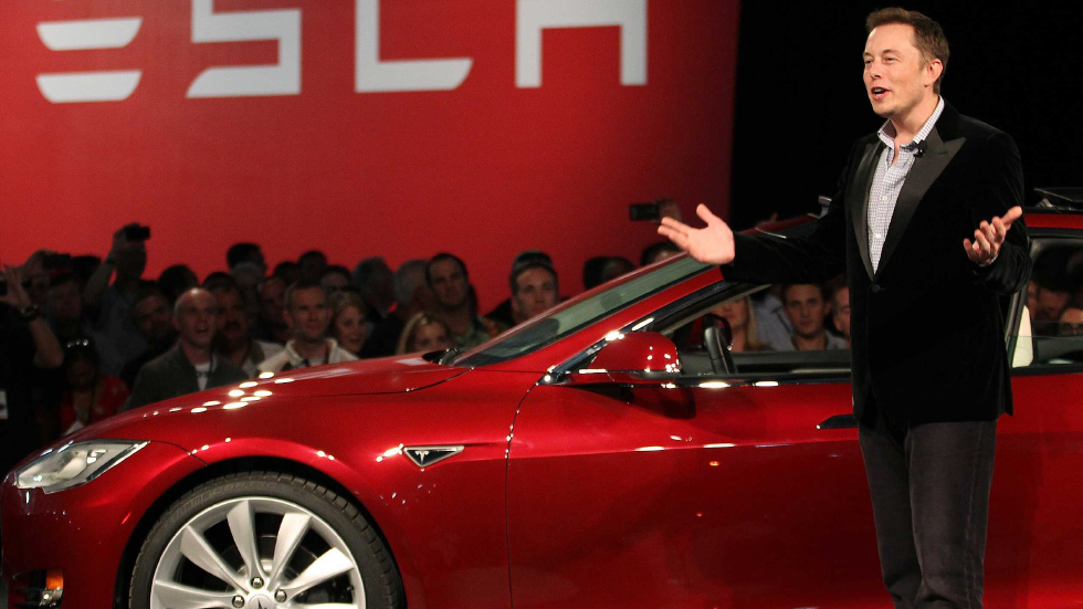 У Tesla все плохо? Компания отчиталась о рекордном убытке за квартал