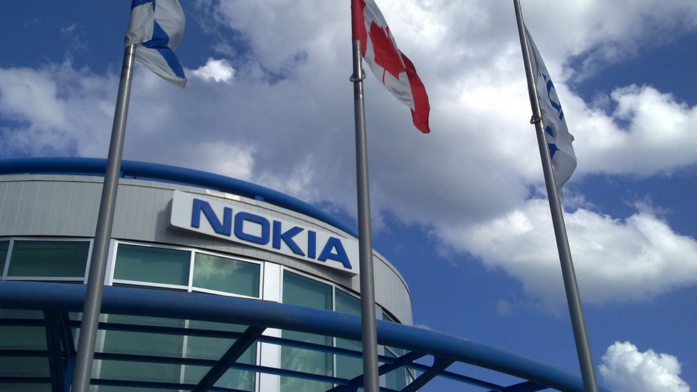 Apple выплатит Nokia $2 млрд компенсации за нарушения патентов