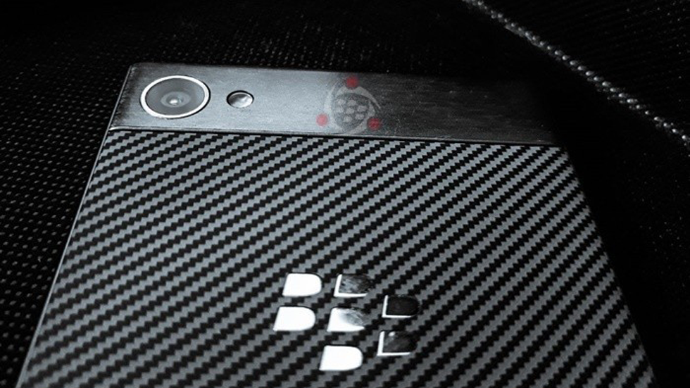 В интернет попали снимки нового смартфона BlackBerry
