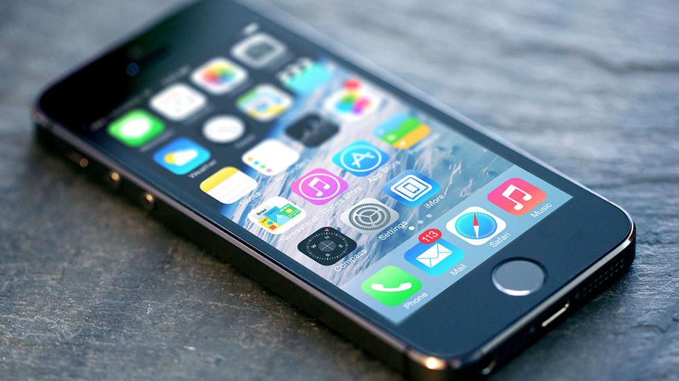 Цена восстановленной версии iPhone 5s впервые опустилась ниже 10 000 рублей