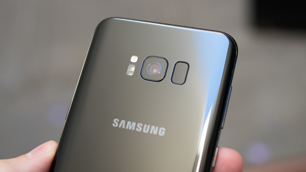 Samsung Galaxy S9 сохранит самую противоречивую особенность Galaxy S8