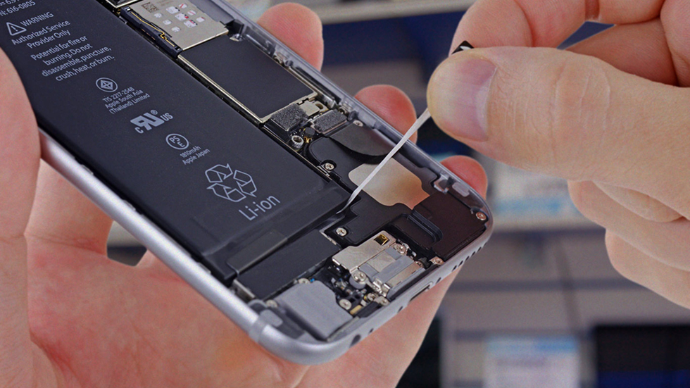 Единственное важное условие для замены аккумулятора в iPhone со скидкой по программе Apple