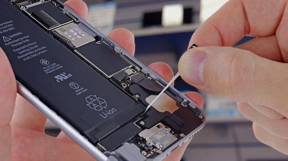 Китай потребовал у Apple объяснить ситуацию с замедлением iPhone