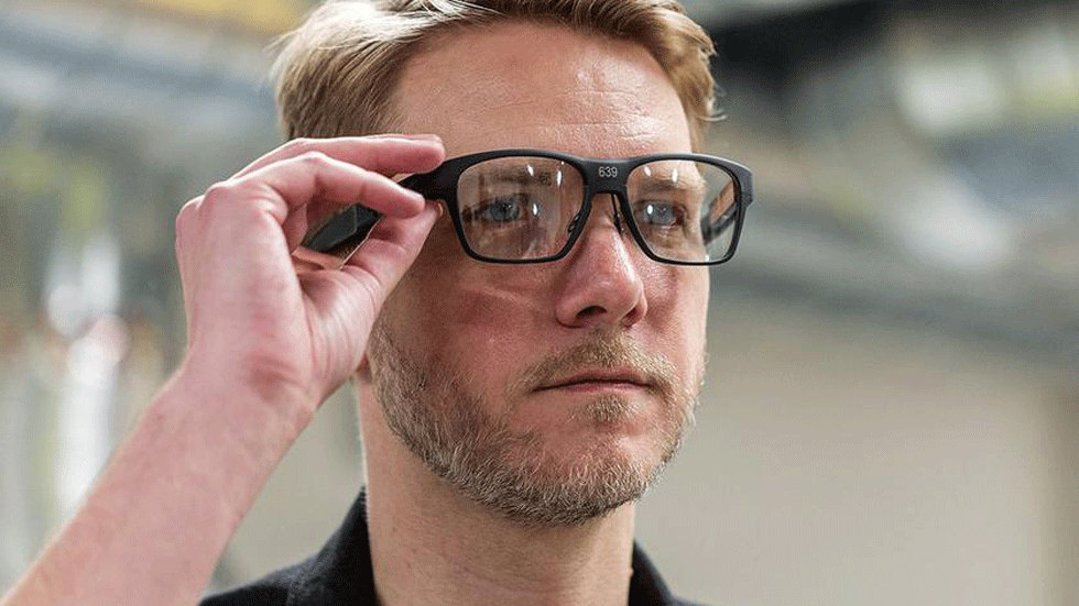 Intel создала умные очки для нормальных людей