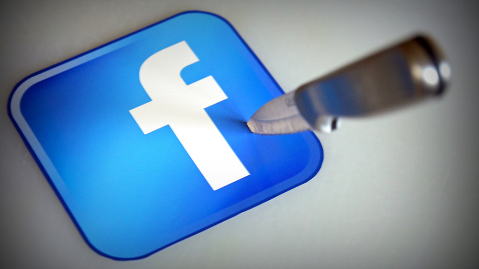 Роскомнадзор назвал сроки вероятной блокировки Facebook в России