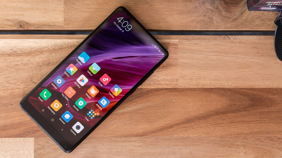 Xiaomi выпустит доступный смартфон с двойной камерой и экраном 18:9