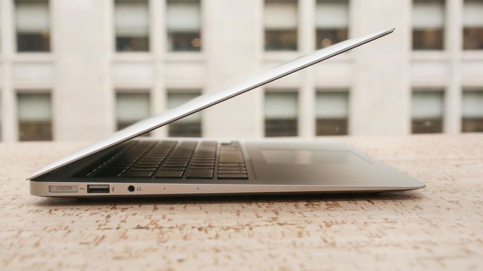 Недорогой MacBook 13’’ 2018 удивит производительностью