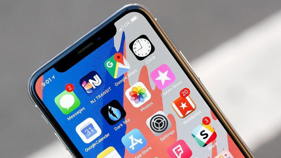 Каждый второй владелец iPhone планирует покупку новой модели в 2018 году