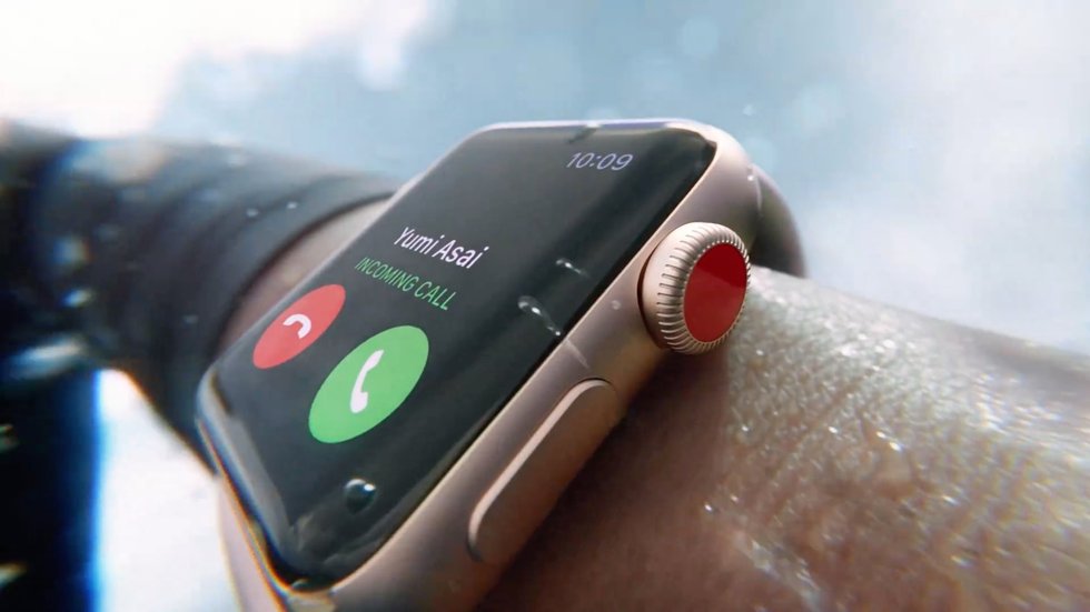 Инсайдер раскрыл новые подробности об Apple Watch Series 4