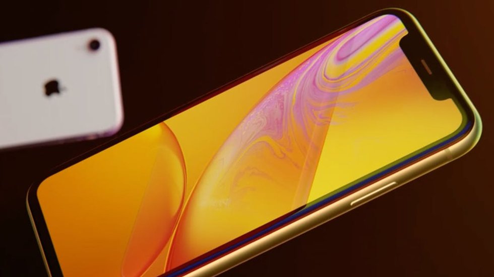Apple не будет снижать цену iPhone XR