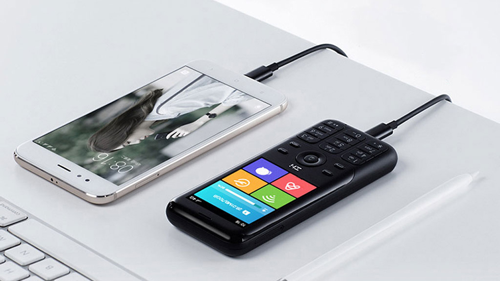 Xiaomi выпустила ZMI Travel Assistant Z1 — телефон, аккумулятор и «умный» переводчик в одном флаконе