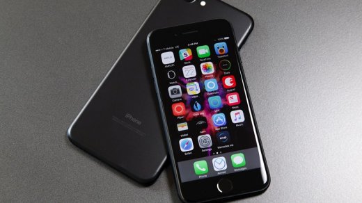 «Билайн» приятно опустил цены на iPhone 7 и iPhone 7 Plus в честь праздников
