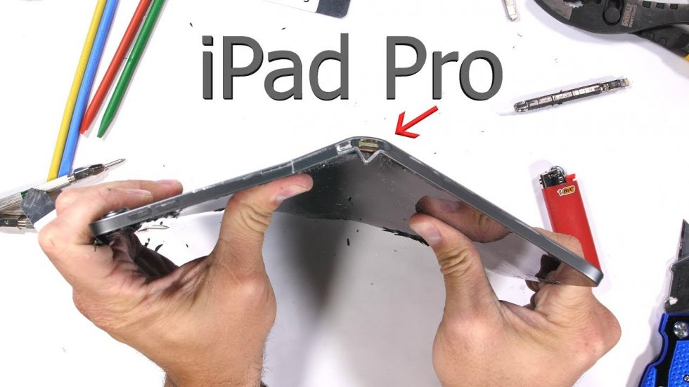 iPad Pro 2018 могут быть гнутыми прямо «из коробки». По словам Apple это нормально