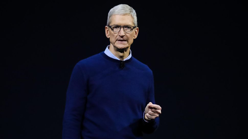 Слова главы Apple про низкие цены в США взбесили американцев
