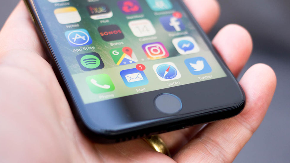 iPhone 7 упал в цене до минимума за 2019 год