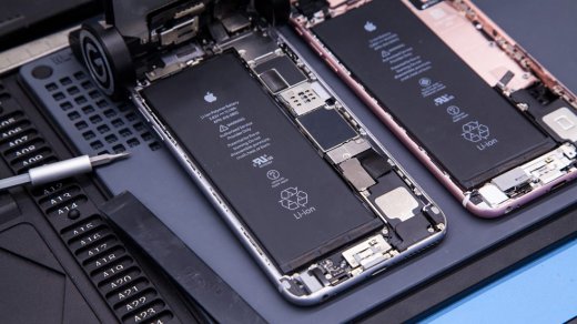 Внезапно: Apple разрешила ремонт iPhone с неоригинальными батареями