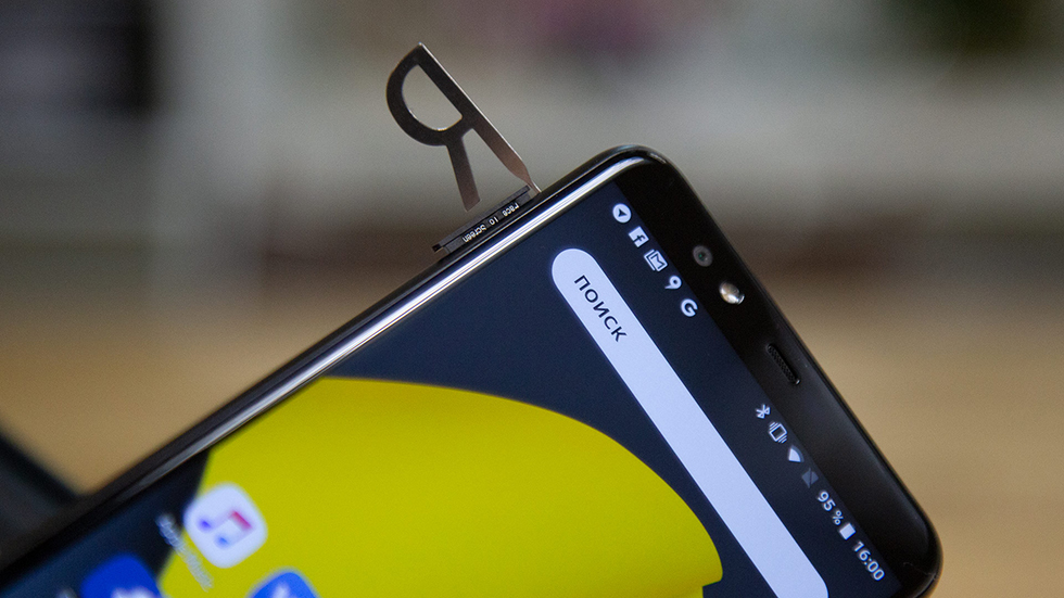 «Яндекс.Телефон» появился в «Связном» по сниженной цене