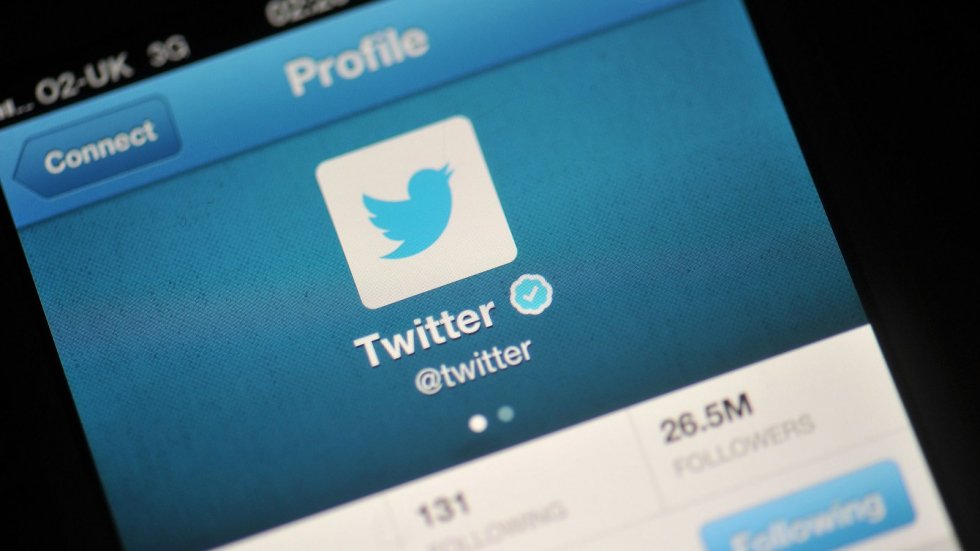 Роскомнадзор замедлил скорость Twitter в России и грозит блокировкой