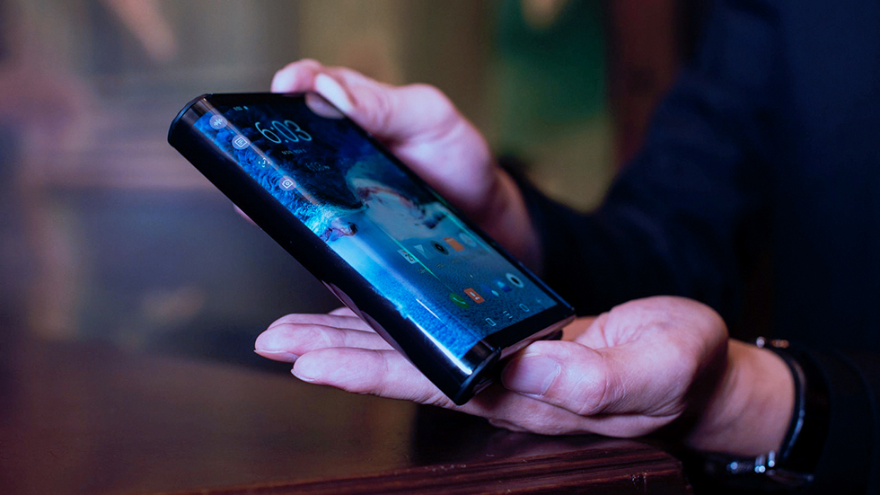 Складной смартфон Sony Xperia F с поддержкой 5G находится в разработке